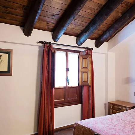 Hotel Cortijo San Antonio Caminito De Rey 3*